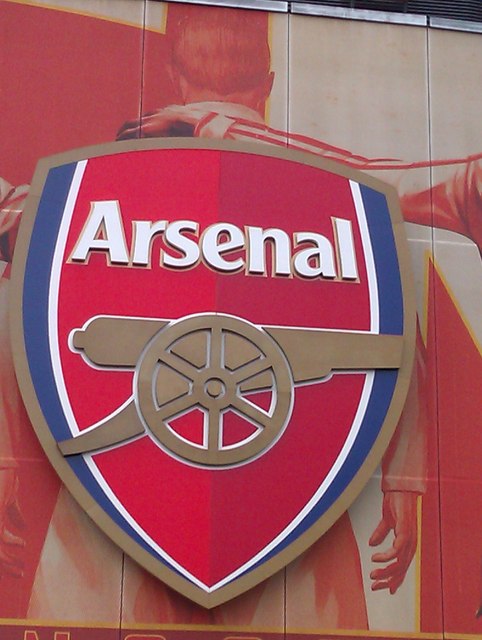 Arsenal logo Emirates Stadium N7 exterior