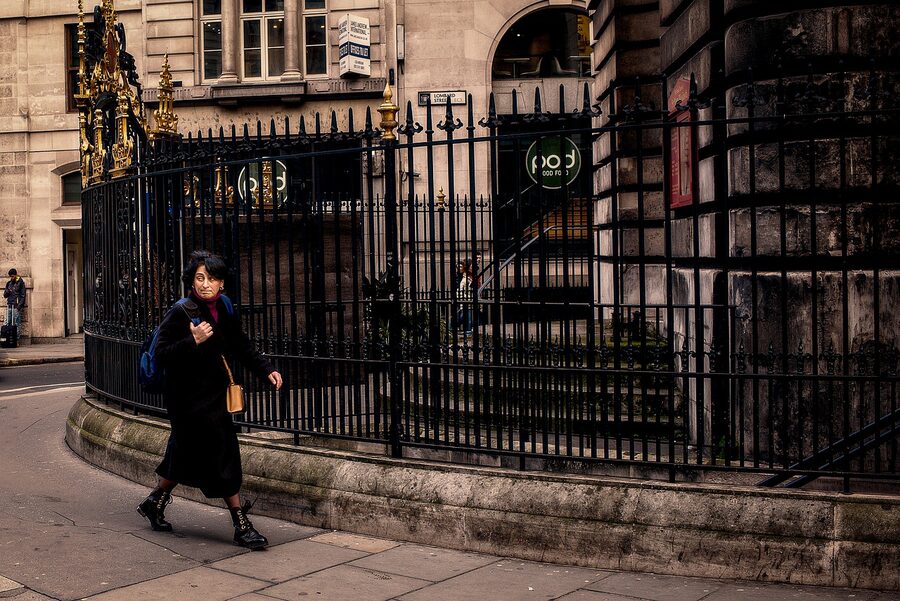 London street red bus capital