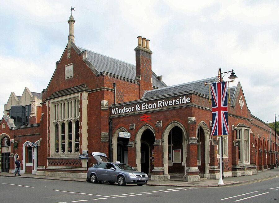 Windsor and Eton Riverside railway station