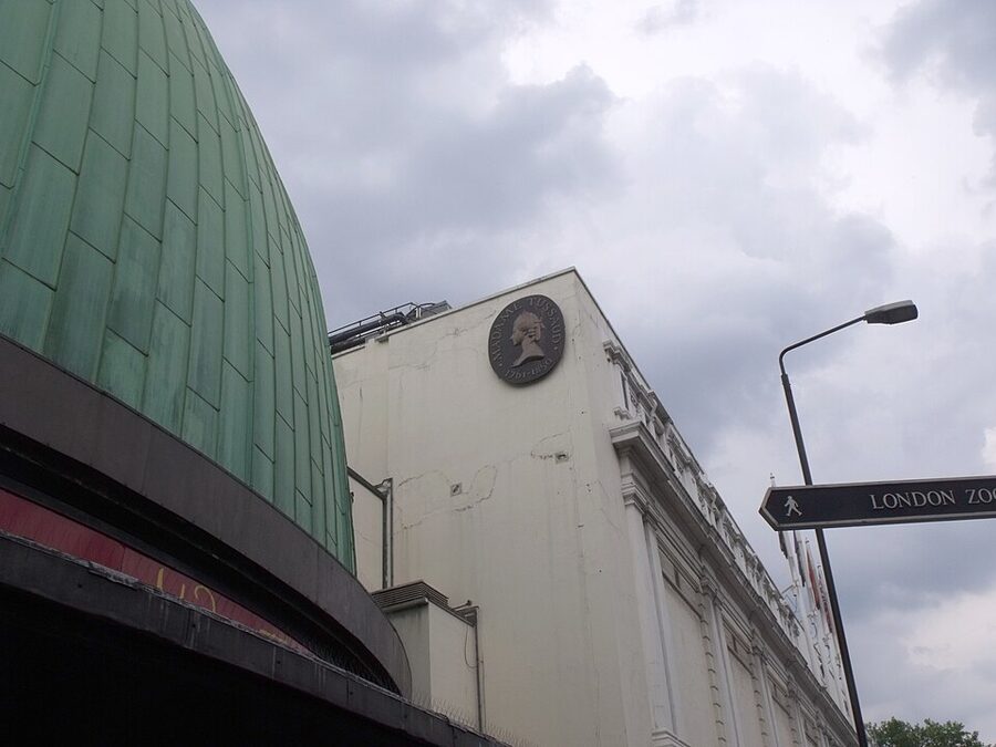 Madame Tussauds and the former London Planetarium dome on Marylebone Road