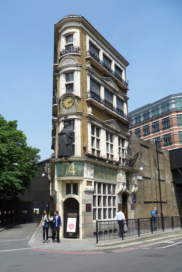 Black Friar pub Blackfriars London exterior