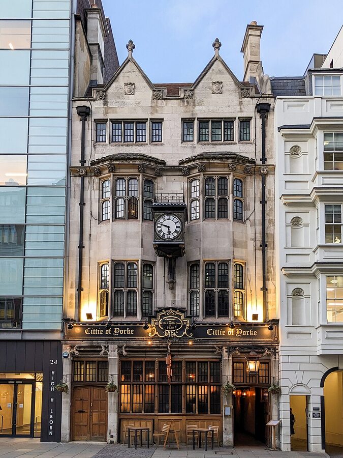 Cittie of Yorke pub Holborn London