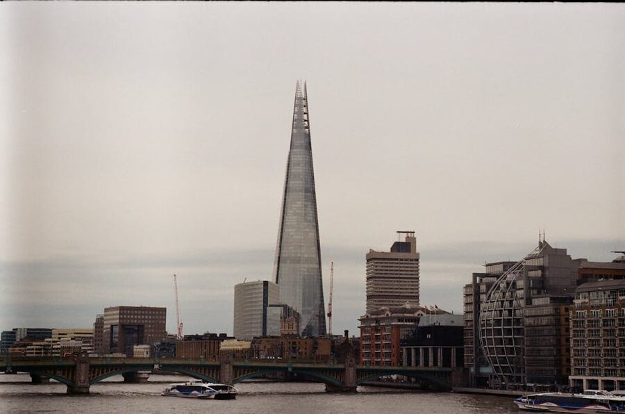 The Shard along the river with London bridges