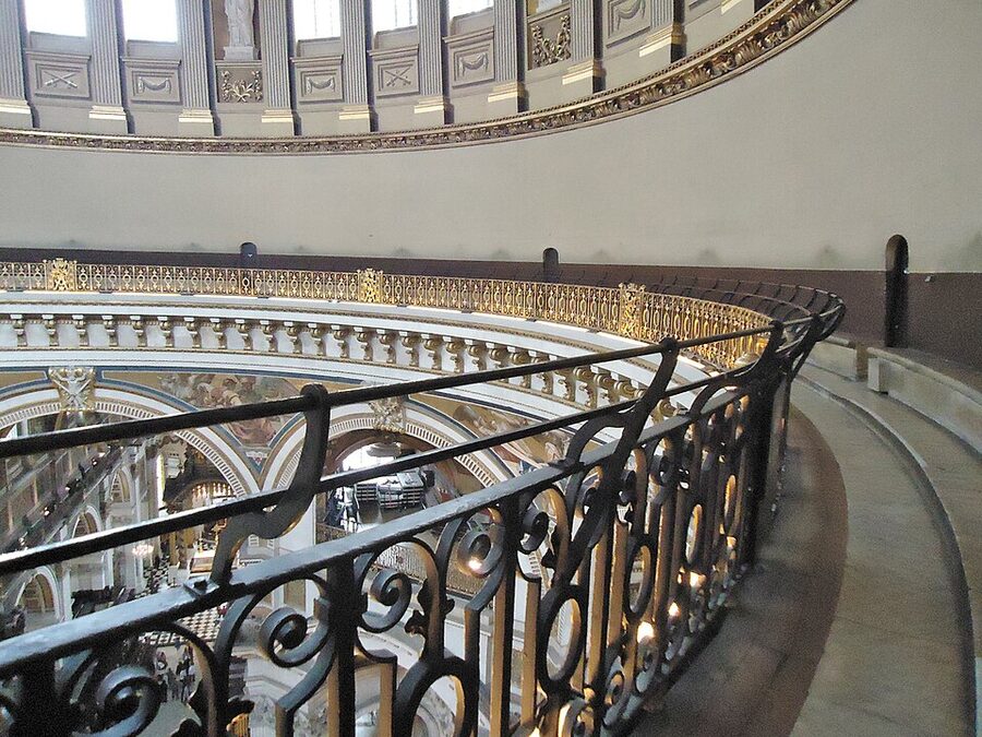 St Pauls Cathedral Whispering Gallery interior dome