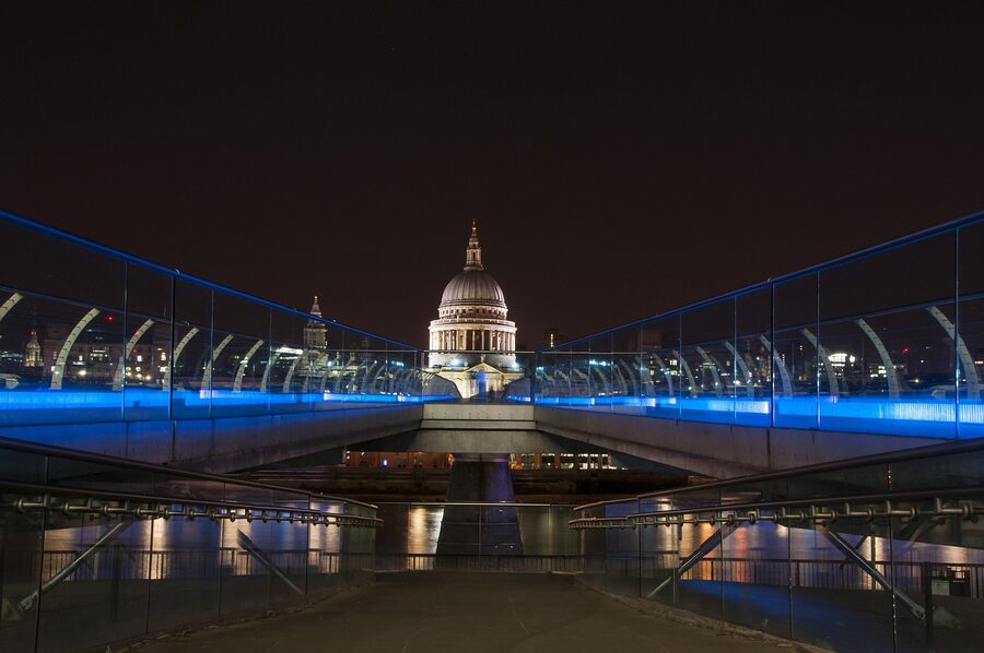St Pauls Cathedral London Thames at night