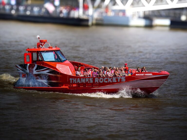 How to Book a Thames RIB Speedboat Experience