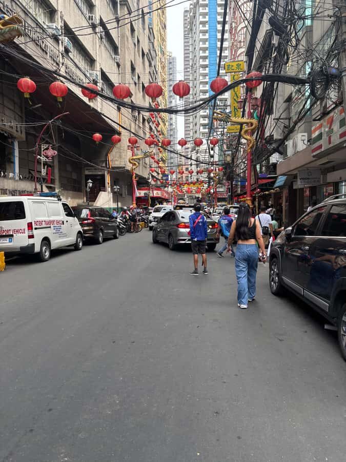 Manila: best shopping districts and Food Parks Guided Tour - Exploring Manila’s Hidden Life