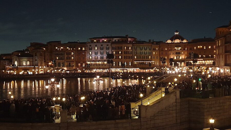 DisneySea Mediterranean Harbor at night