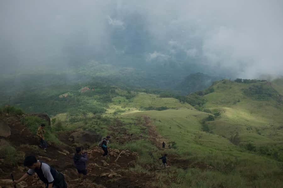 Mojokerto: Mount Penanggungan Guided Hike with meals - Practical Aspects and Considerations  