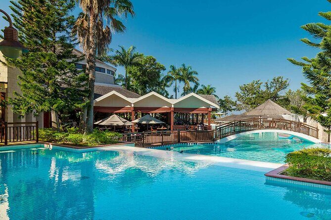 Montego Bay Airport Private Taxi to any Negril Hotels - What to Expect from the Transfer Experience