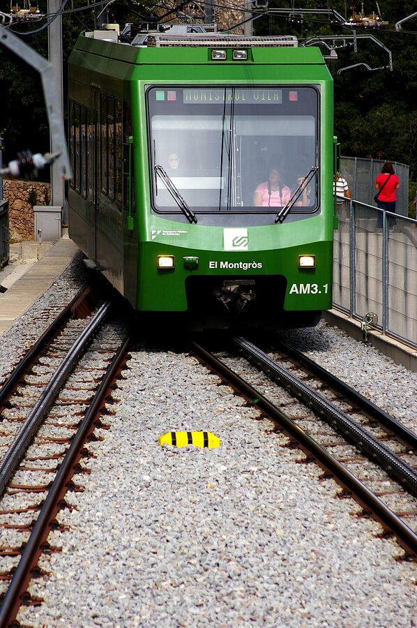 FGC Cremallera de Montserrat at the station
