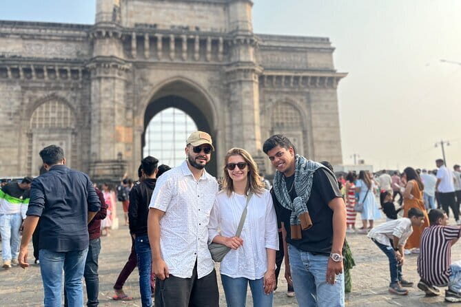 Mumbai City Sightseeing and Elephanta Caves Tour - The Elephanta Caves: A Closer Look