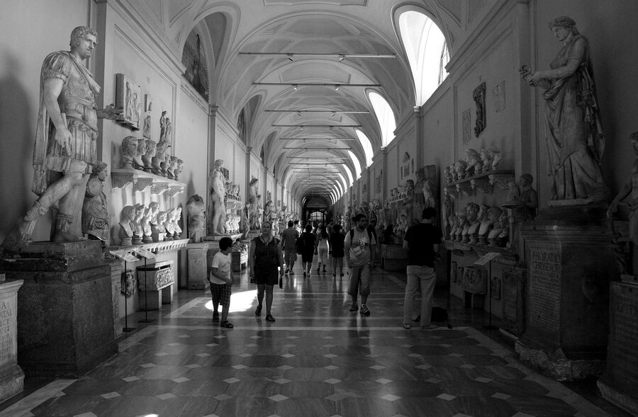 Musei Vaticani Roman sculpture statue