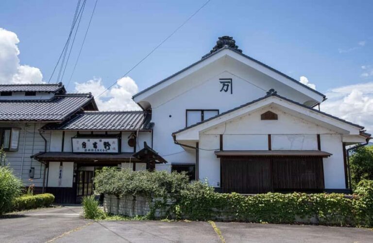 Nagano: Wakabayashi Sake Brewery Tour and Tasting - Exploring the Wakabayashi Sake Brewery Experience