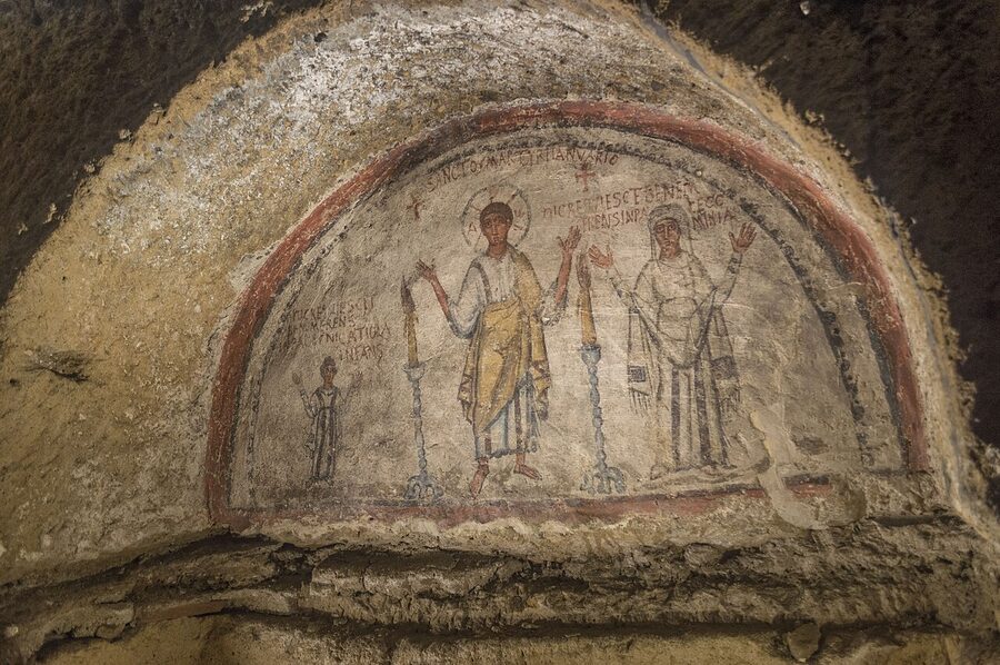 Painted arcosolium fresco inside the Catacombs of San Gennaro