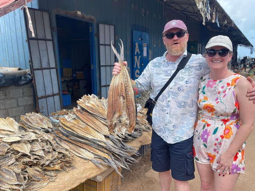 Negombo: Beach Getaway with Culture & Adventure! - Navigating the Lagoon: Nature and Birdwatching