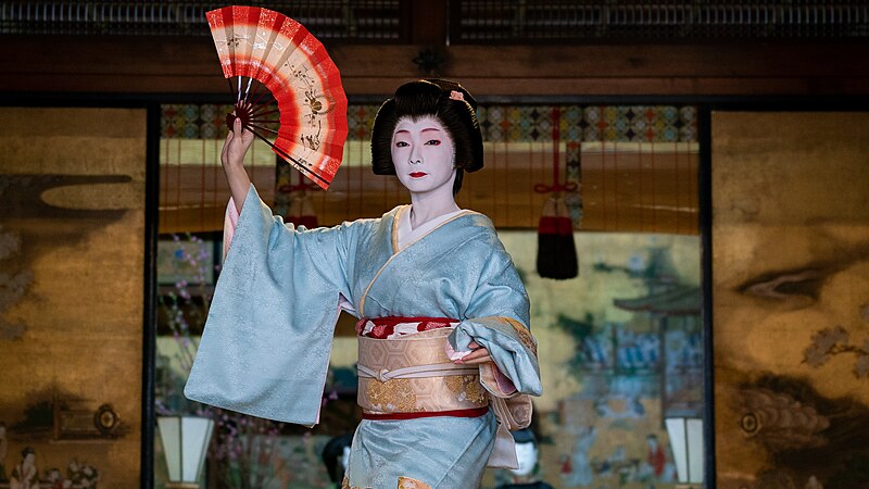 Nihon buyo traditional Japanese dance performance