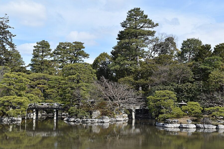 Pond and garden outside Nijo Castle in Kyoto