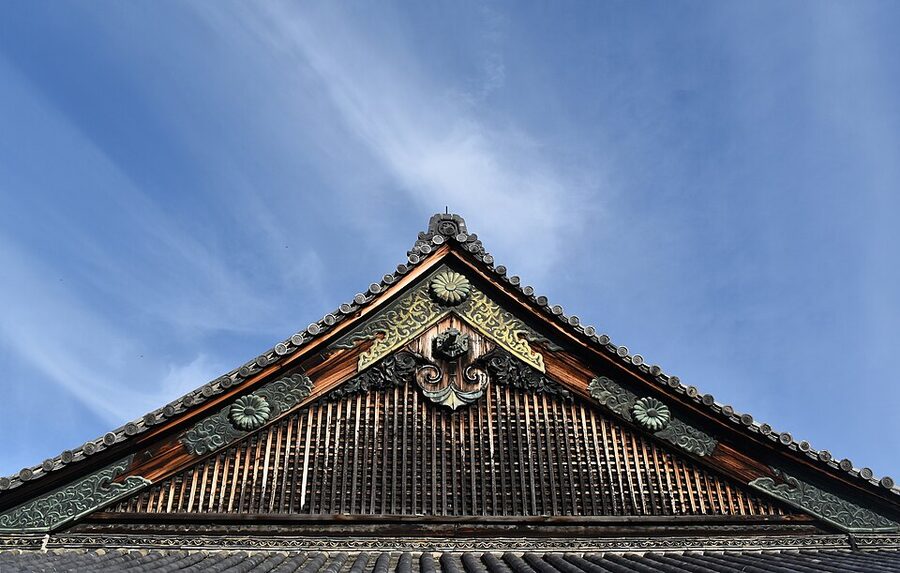 Decorative roof motif on Ninomaru Palace at Nijo Castle