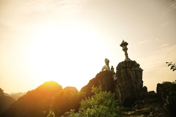 Ninh Binh Full Day Tour Hoa Lu Trang An and Mua Cave from HANOI - What Sets This Tour Apart