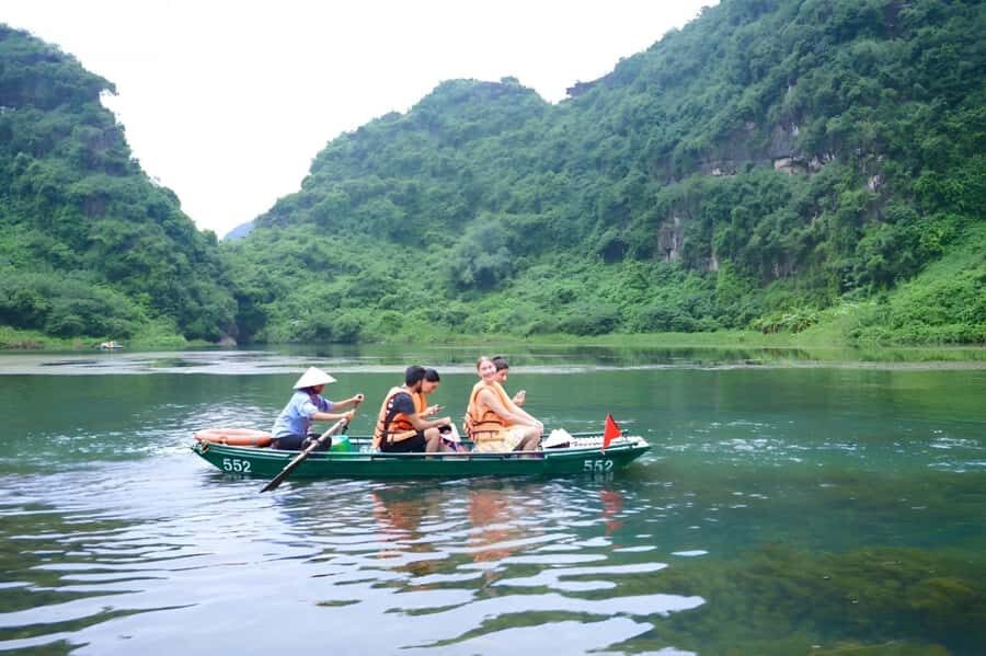 Ninh Binh: Tam Coc Boat Ride, Mua Cave Sunset, Hoa Lu Stroll - Practical Details and Value