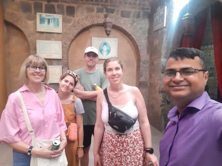 Old Delhi: Spices, Heritage and Bazaars Walking Tour - Practical Tips for Travelers