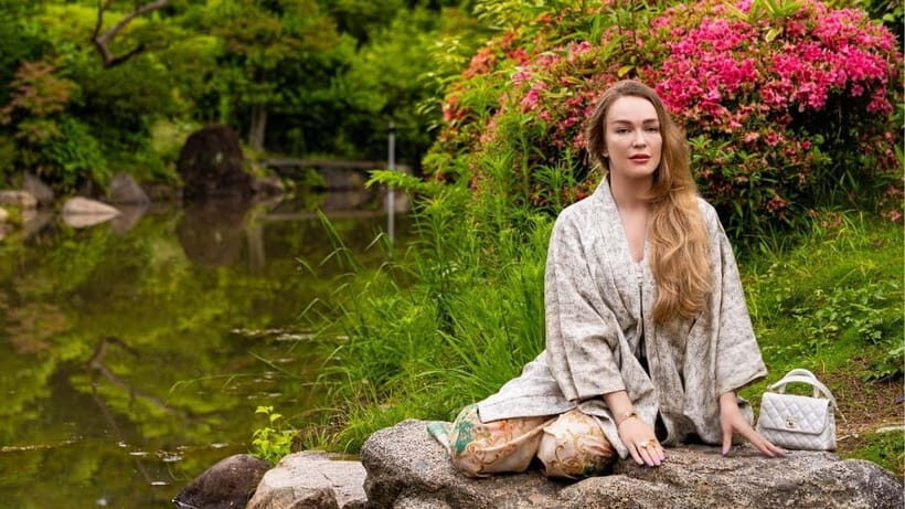 Osaka Castle Private Photoshoot  Iconic & Timeless! - Why Choose a Private Photoshoot at Osaka Castle?