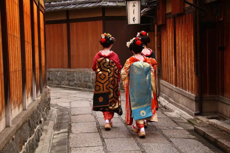 Osaka: Kyoto & Uji Tour, Kinkakuji, Kiyomizudera, Byodo-in - Who Will Love This Tour?