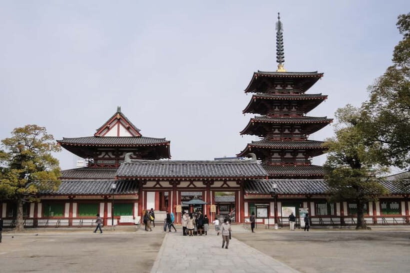 Osaka: Tennoji Ward, Shinsekai 3 hours Walking Tour - A Deep Look Into the Tour Itinerary