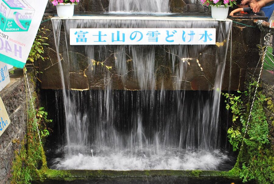 Oshino Hakkai fed by Fuji snowmelt water