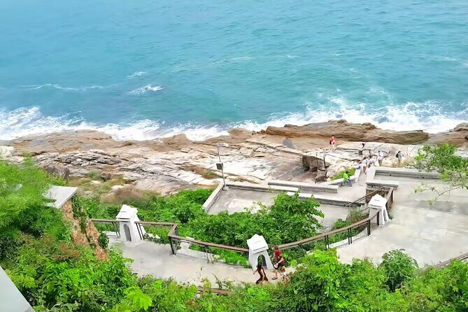 Overlap Stone Koh Samui Cultural Path and Scenic Icons Tour - Transportation and group size