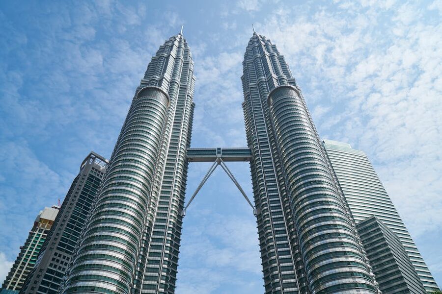 Petronas Twin Towers blue sky