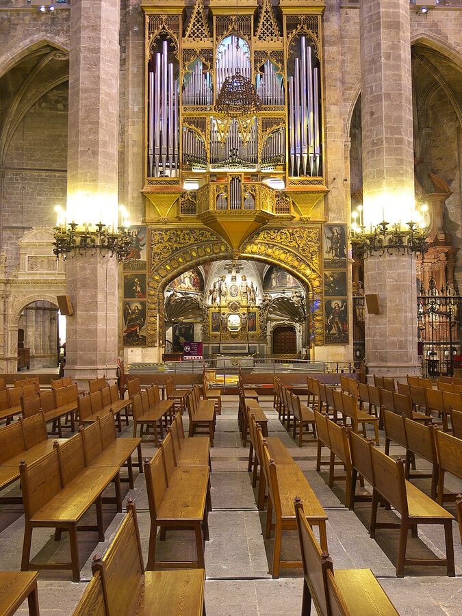 Palma Cathedral organ mayor on the nave wall