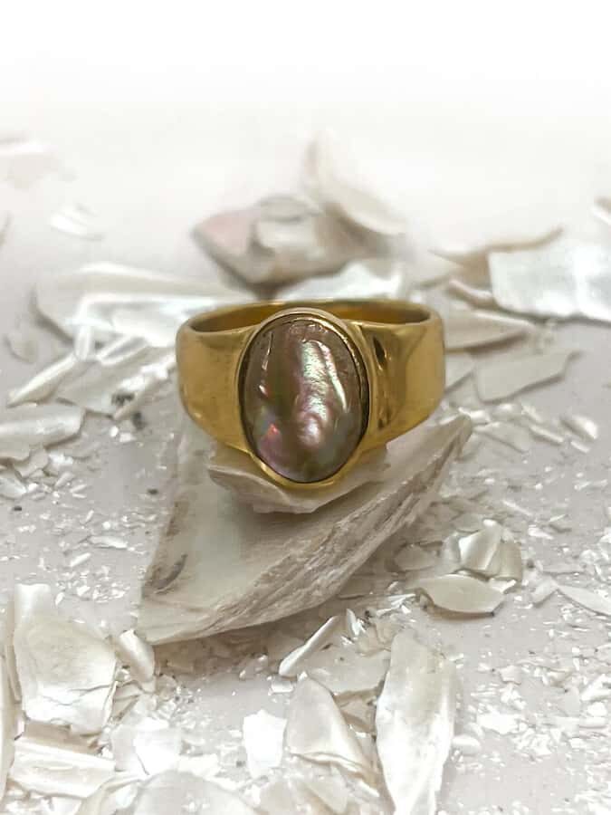 Parallel Universe Silver & Brass Jewelry Making in Ubud - The Guides and Atmosphere