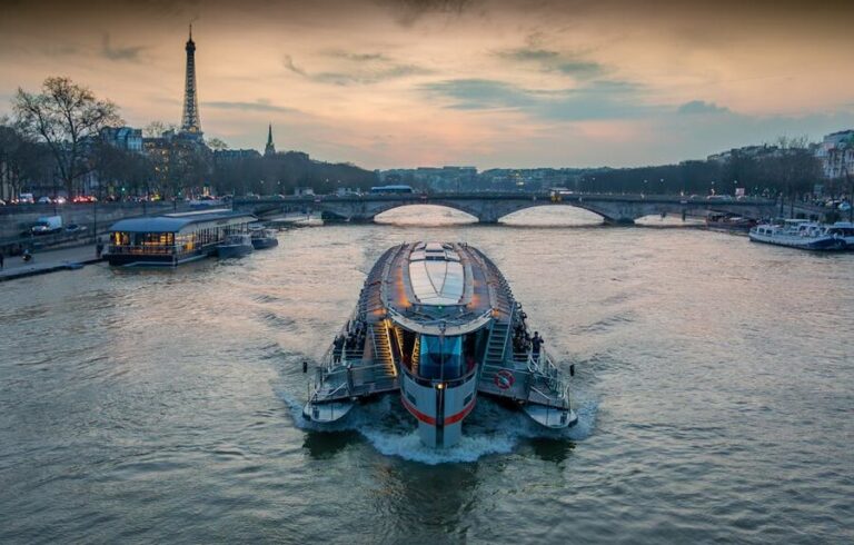 How to Book a Paris Dinner Cruise