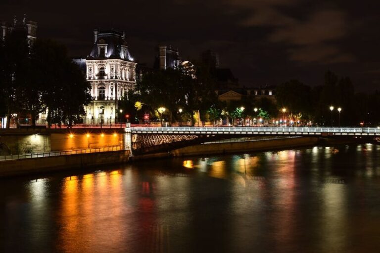 How to Book a Paris Evening River Cruise with Music