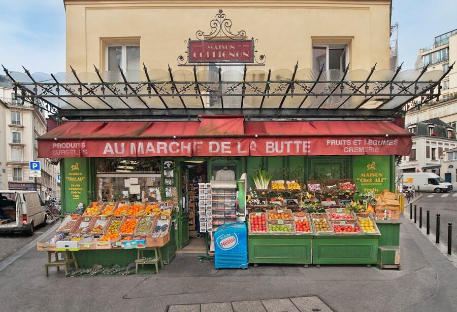 Maison Collignon Montmartre fresh produce display Paris