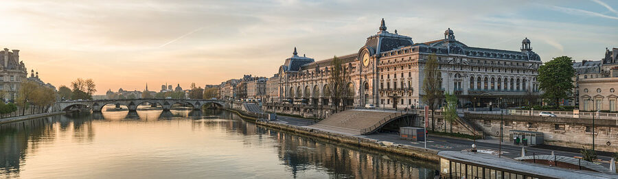 Musée d'Orsay and Pont Royal bridge from across the Seine