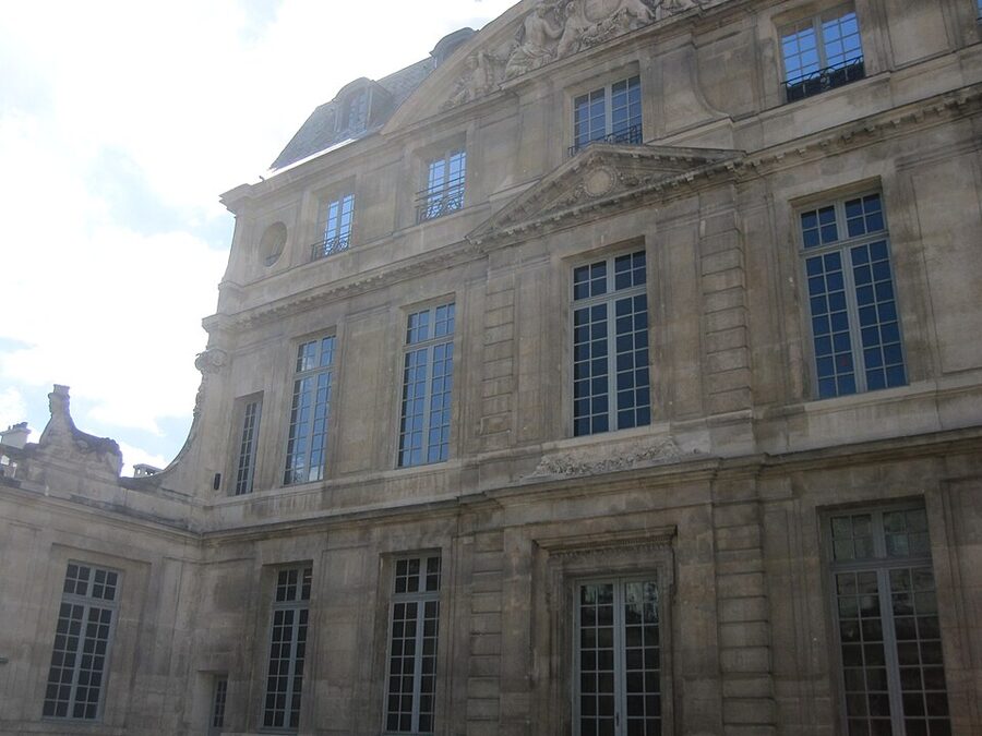 Picasso Museum Paris courtyard in the Marais