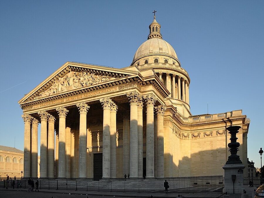Panthéon Paris exterior facade in the 5th arrondissement