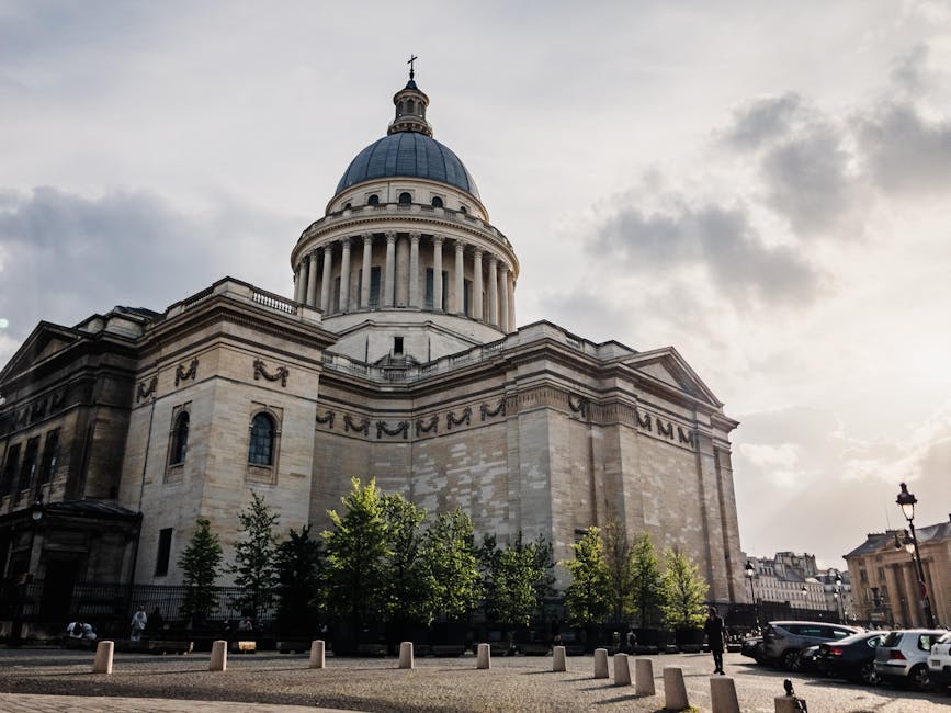 Panthéon Paris in afternoon light showing the neoclassical facade
