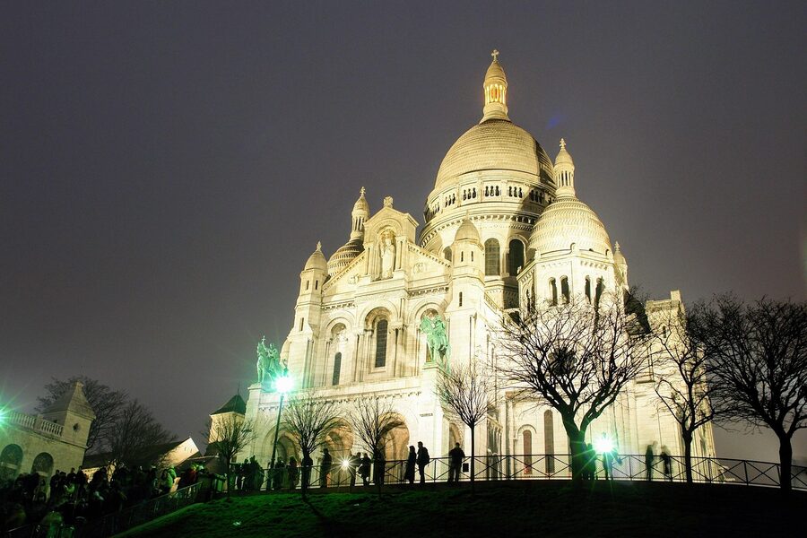 Sacre Coeur basilica Montmartre Paris evening
