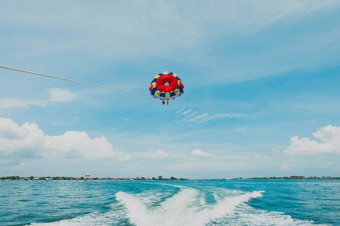Party on the Parasailing boat in Punta Cana - What Sets This Tour Apart?