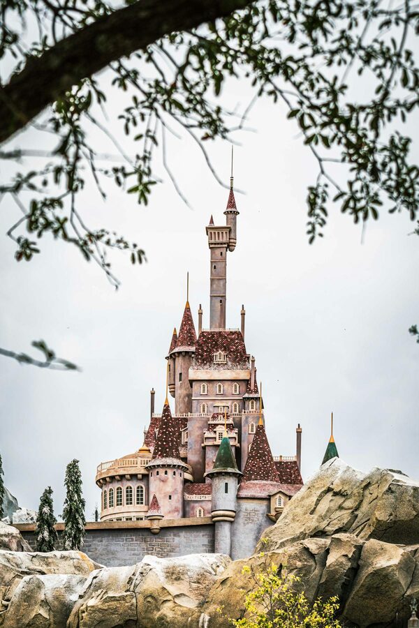 Detailed architecture at Tokyo DisneySea Arabian Coast area