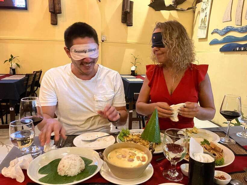 PHNOM PENH: Blindfolded Dining Experience with Tuk Tuk - Logistics and Practical Details