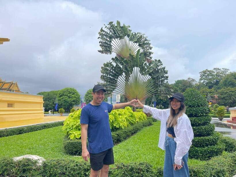 Phnom Penh: Royal Palace, S21, Killing Fields & More Tour - Transportation, Timing, and Group Size