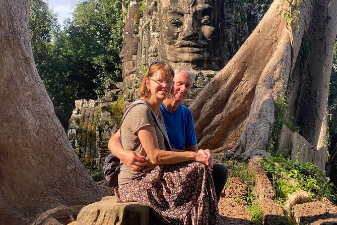 Phnom Penh to Angkor Wat Temples Park Day Tour Ticket and Lunch - First Stop: Temples & Tickets