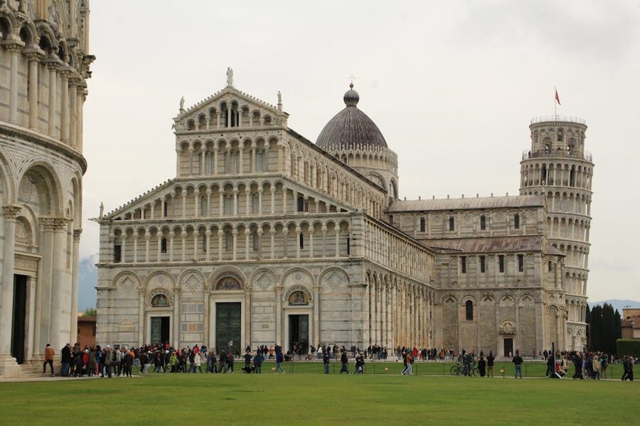 Pisa Cathedral and Leaning Tower iconic view