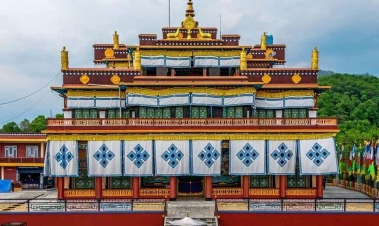 Pokhara: Begnas & Rupa Lake, Temple, Monastery and Park Tour - Exploring the Itinerary in Detail