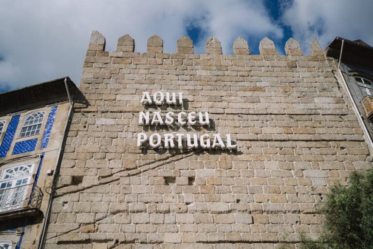 How to Book a Braga and Guimarães Day Trip from Porto